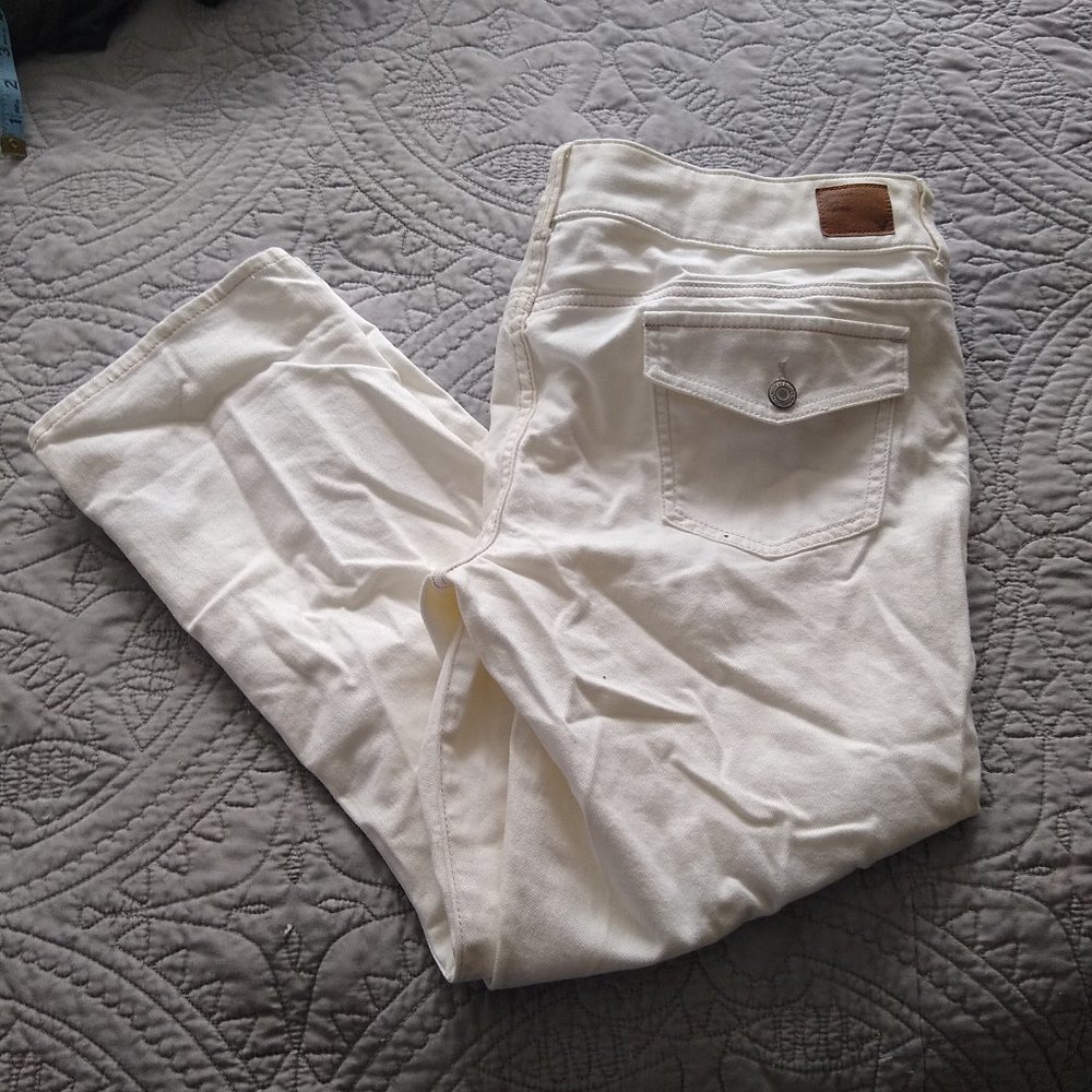 Plus Size 16 White and Soft Stretchy Mom Jeans